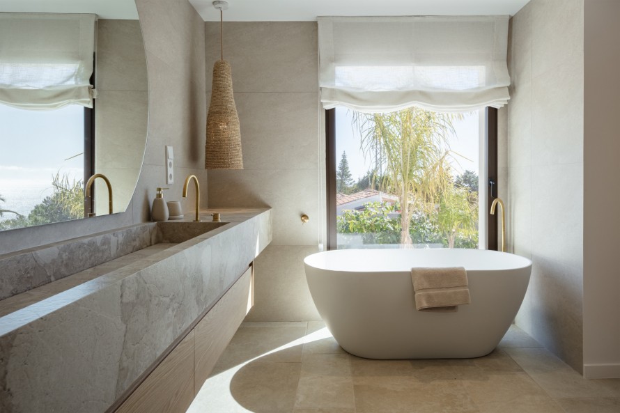 4 Bedrooms - — 19/50