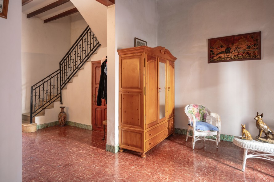 4 Bedrooms - — 7/21