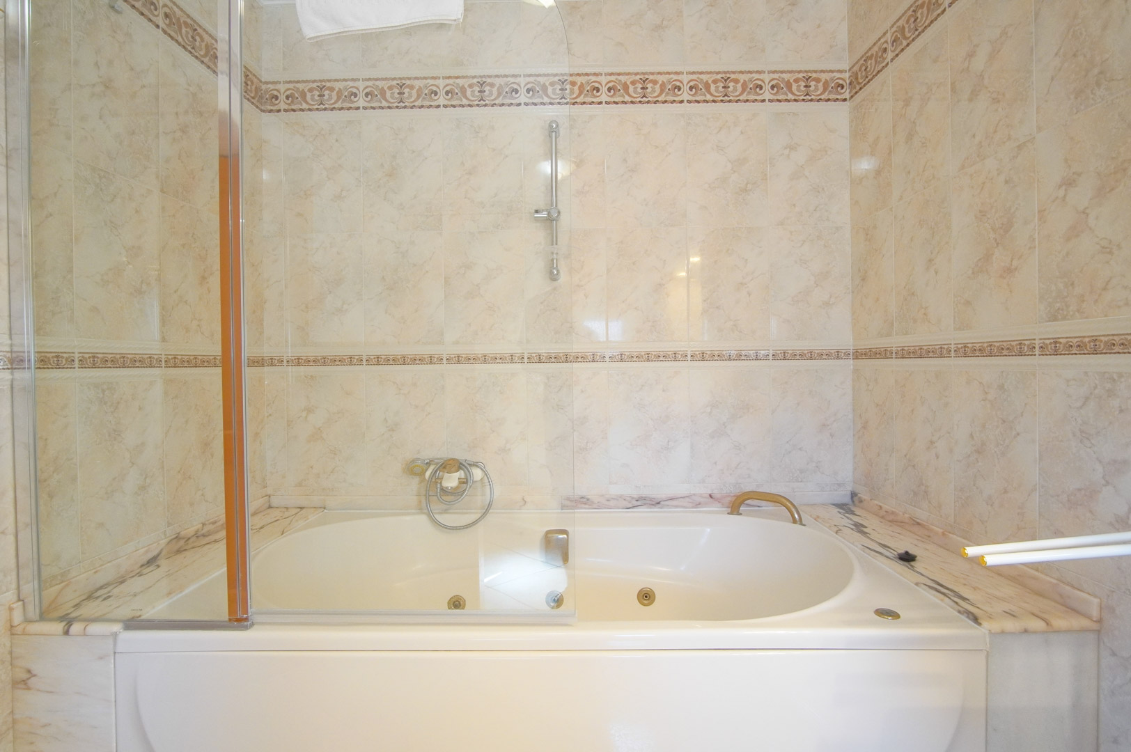 8 Bedrooms - Benissa — 30/50