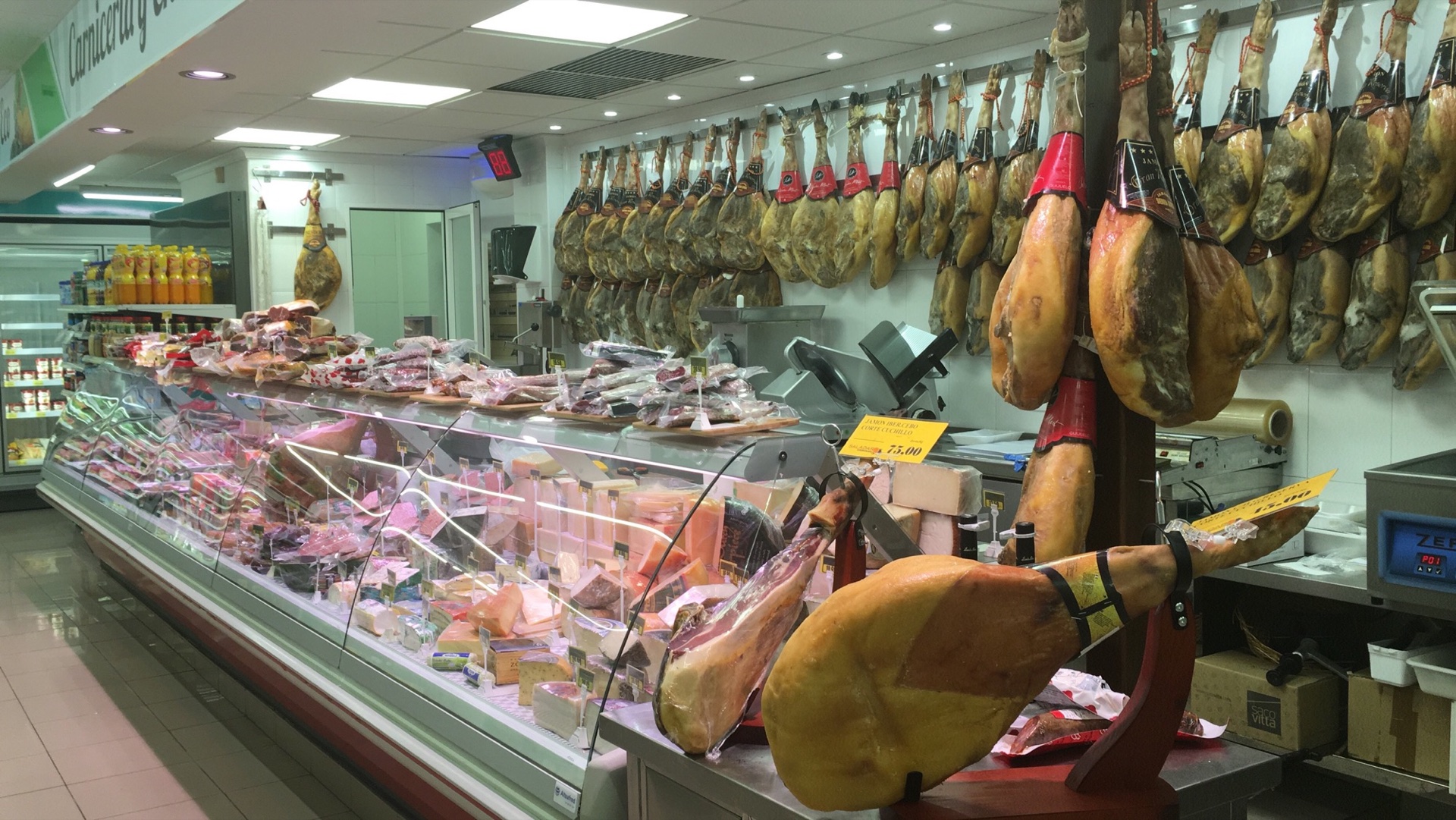 Saladar Supermercado