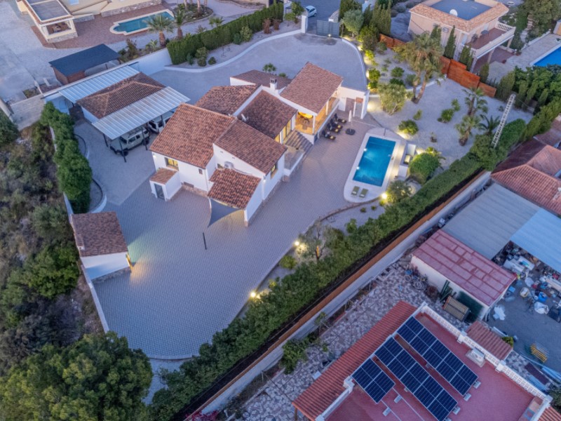 4 Bedrooms - Busot — 55/61
