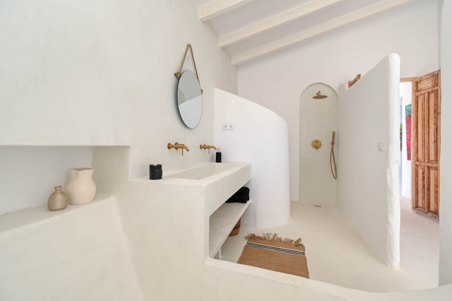 4 Bedrooms - — 15/43
