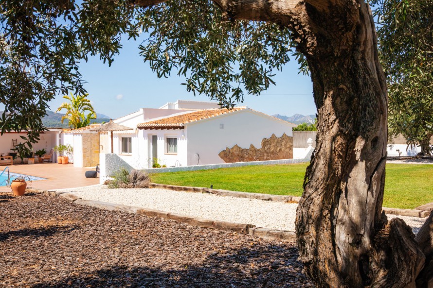 7 Bedrooms - — 29/47