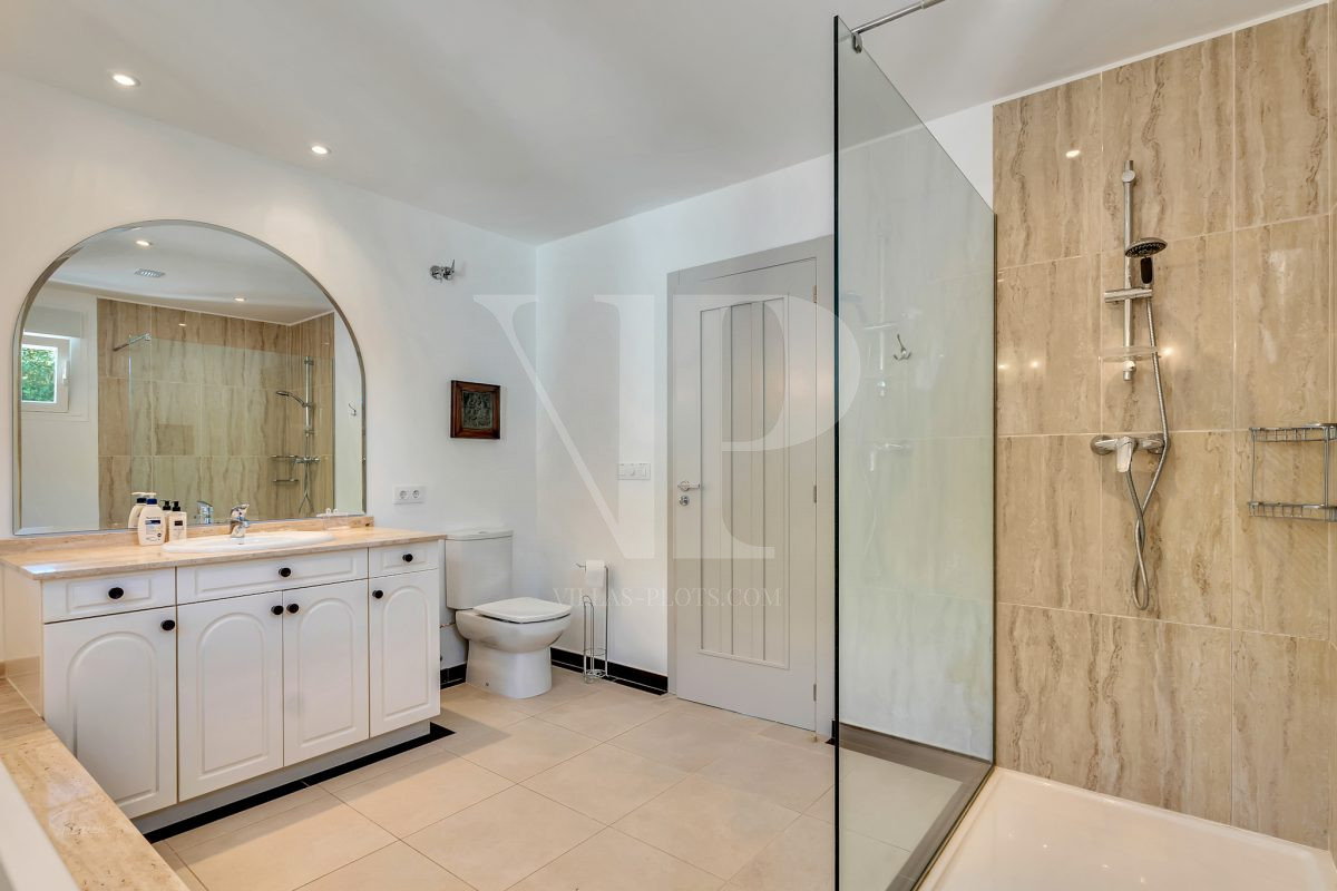 5 Bedrooms - Jávea — 72/77