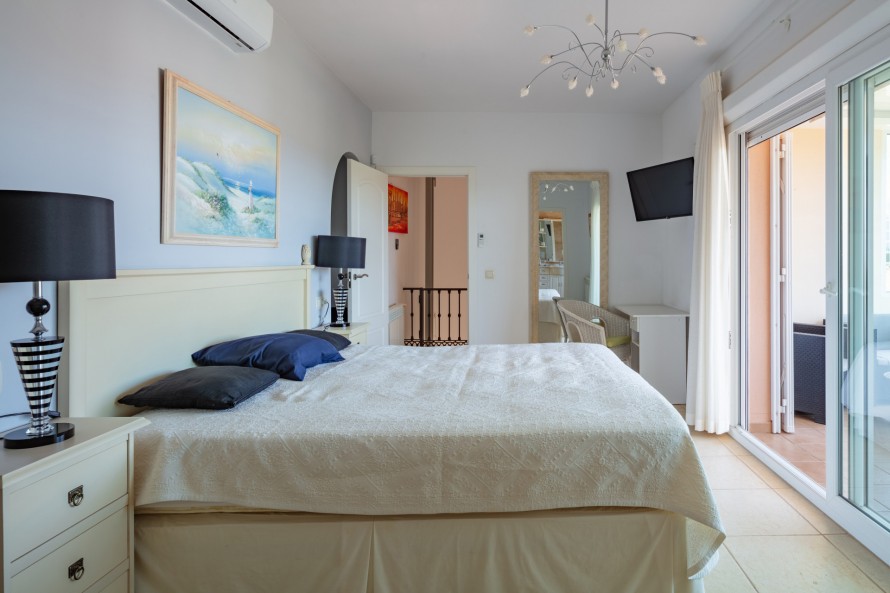 4 Bedrooms - — 22/36