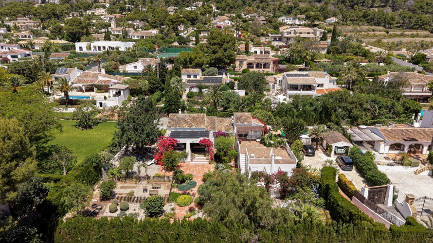 4 Dormitorios - Jávea / Xàbia — 50/51