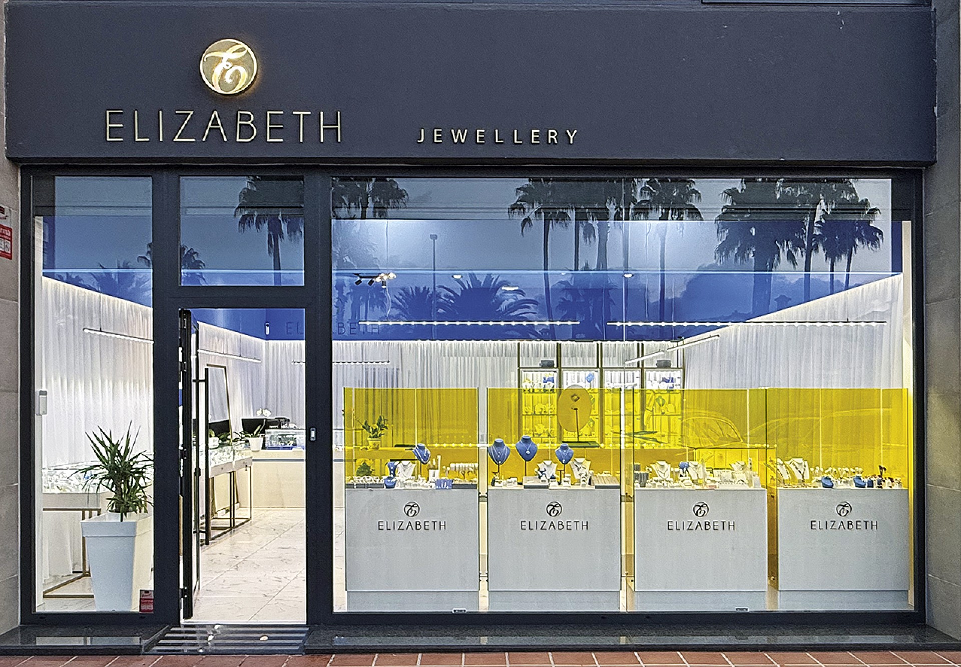 The shop on Avenida del Arenal