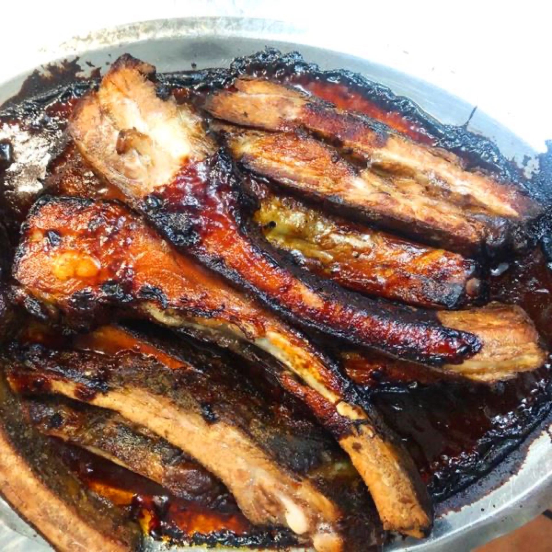 Travers de porc BBQ fumés à la maison