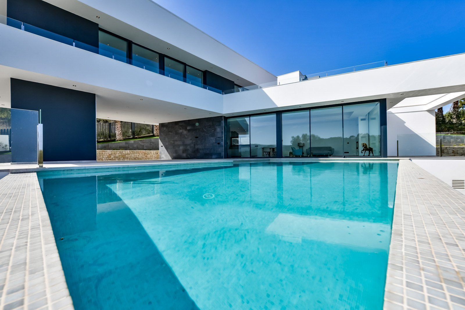 3 Bedrooms - Xàbia — 6/21