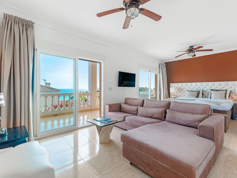 5 Bedrooms - El Campello — 22/76
