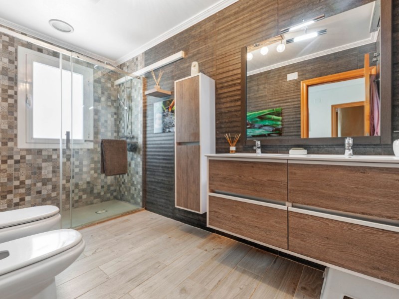 5 Bedrooms - Busot — 21/47