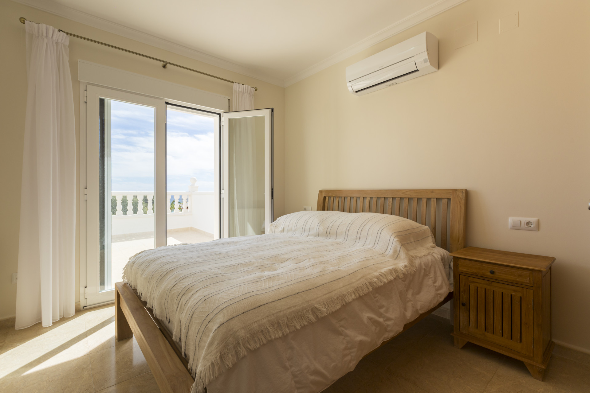 4 Bedrooms - Xàbia — 12/23