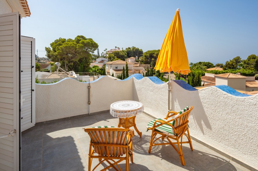 4 Bedrooms - — 18/36