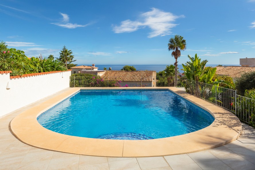 3 Bedrooms - — 21/30