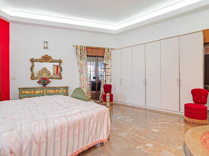 5 Bedrooms - El Campello — 24/56