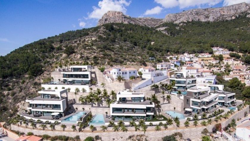 4 Bedrooms - Calpe — 8/16