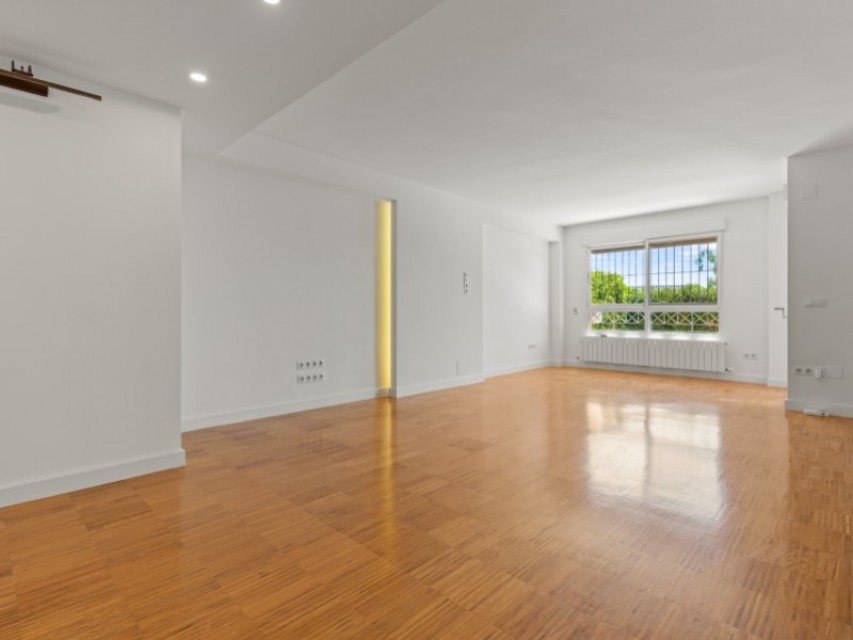 4 Bedrooms - Alicante / Alacant — 9/39
