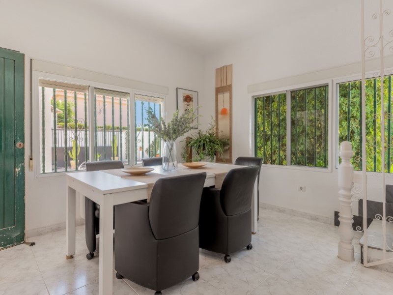 5 Bedrooms - Sant Joan d'Alacant — 58/63