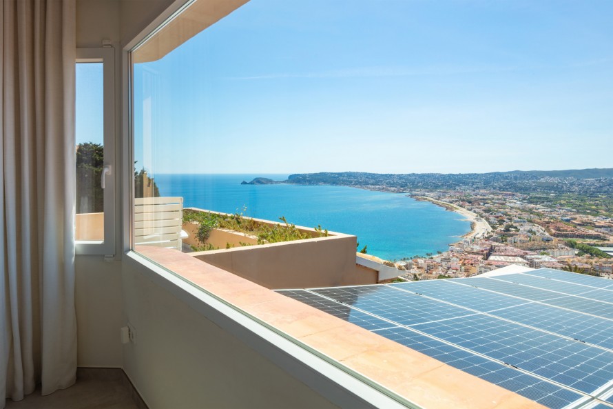 5 Bedrooms - — 23/50