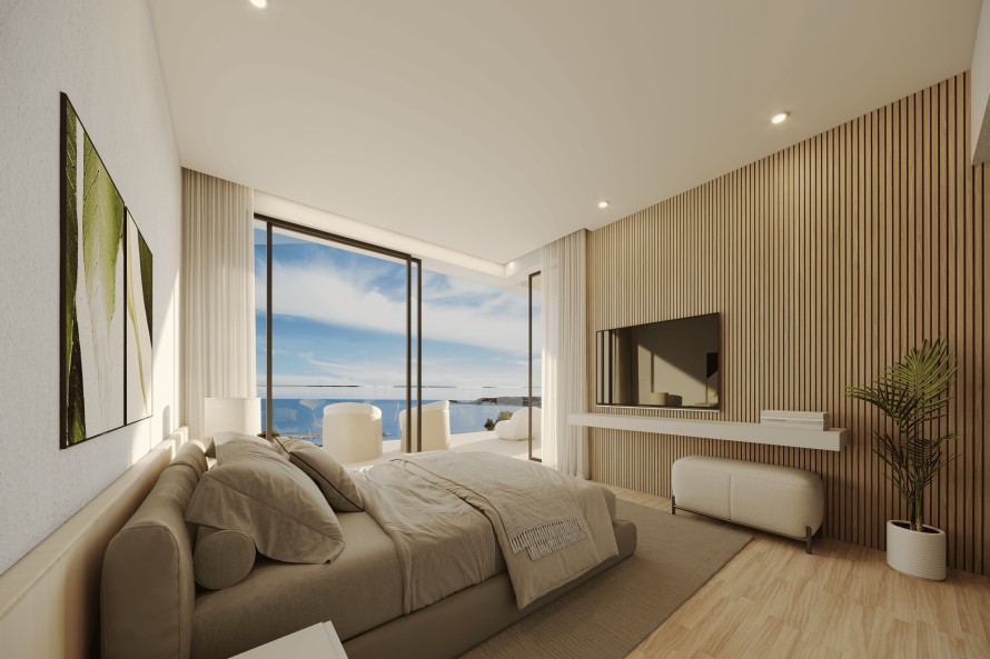 5 Bedrooms - — 7/9