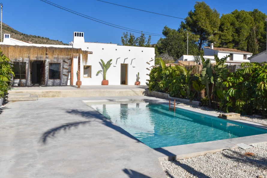 4 Bedrooms - — 20/43