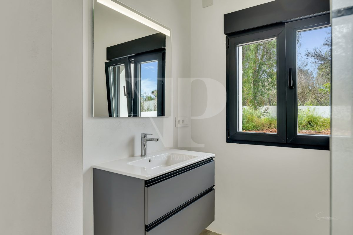 4 Bedrooms - Jávea — 32/36