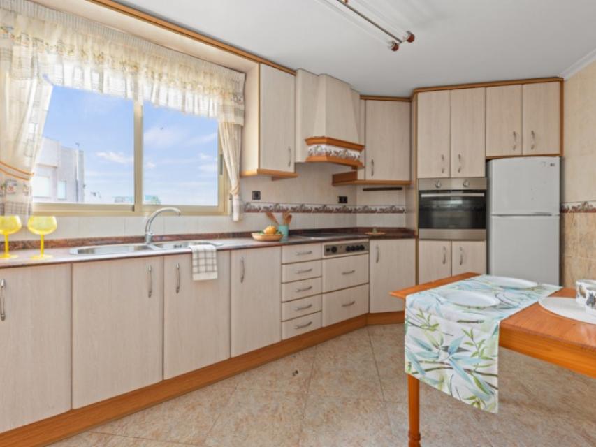 3 Bedrooms - El Campello — 6/22
