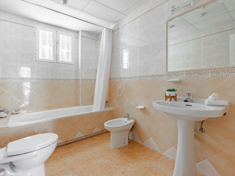 4 Bedrooms - El Campello — 4/48