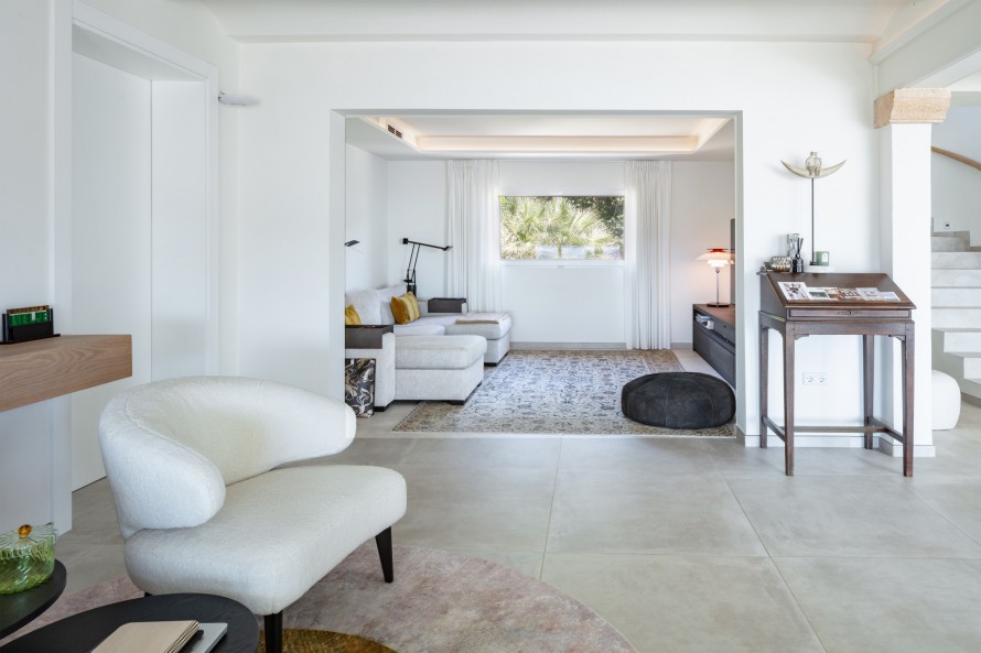 5 Bedrooms - — 13/50