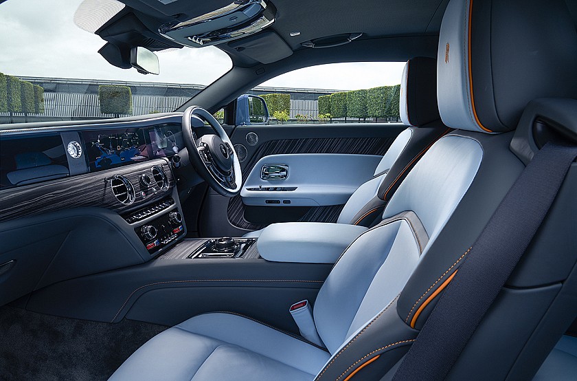 Rolls-Royce Spectre: La sensación eléctrica del lujo